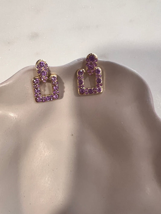 Aretes lila