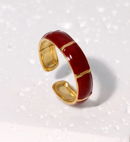 Lucia ring