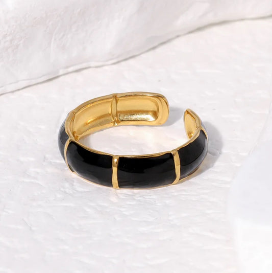 Lucia ring