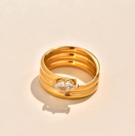 Sisi ring