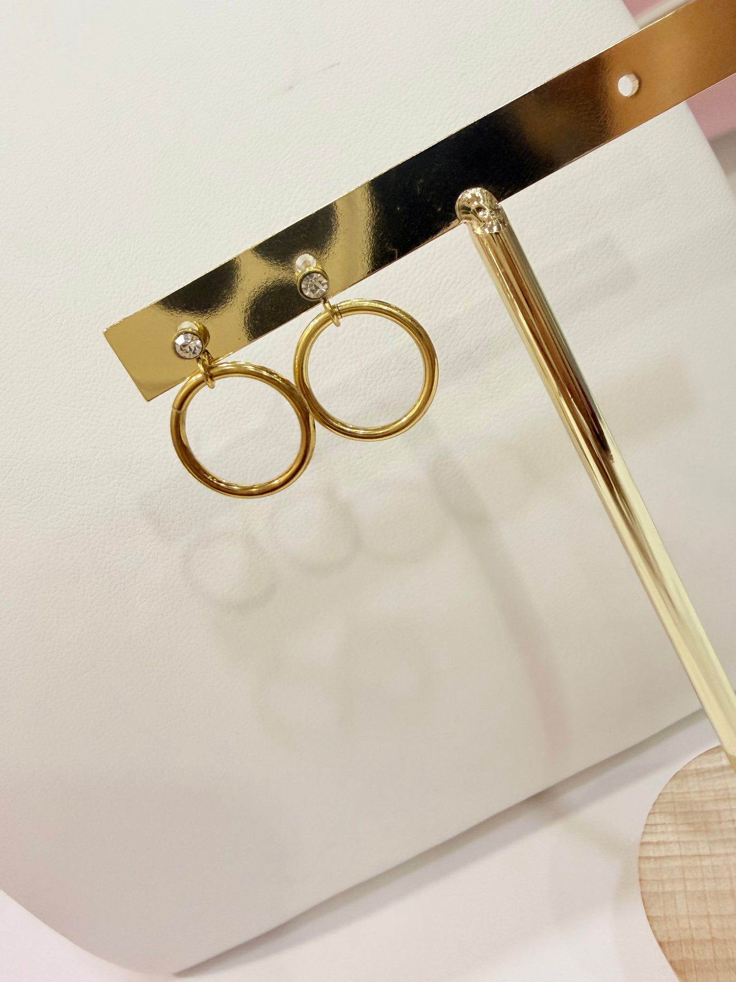 Aretes Feisa